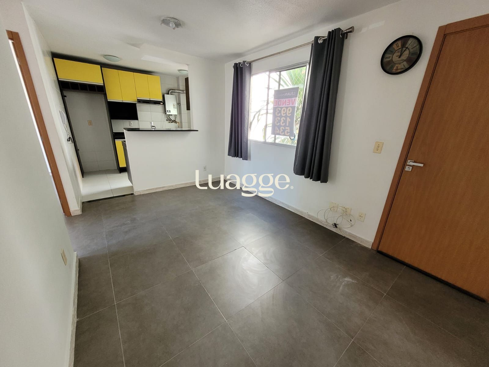 Apartamento à venda com 2 quartos, 44m² - Foto 2