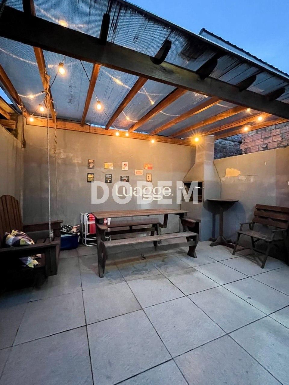 Casa à venda com 2 quartos, 49m² - Foto 8