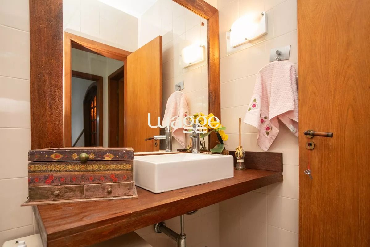 Casa à venda com 4 quartos, 281m² - Foto 33