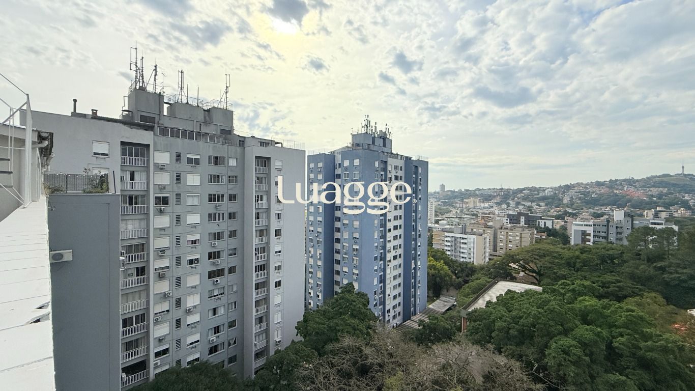 Apartamento à venda com 2 quartos, 114m² - Foto 2