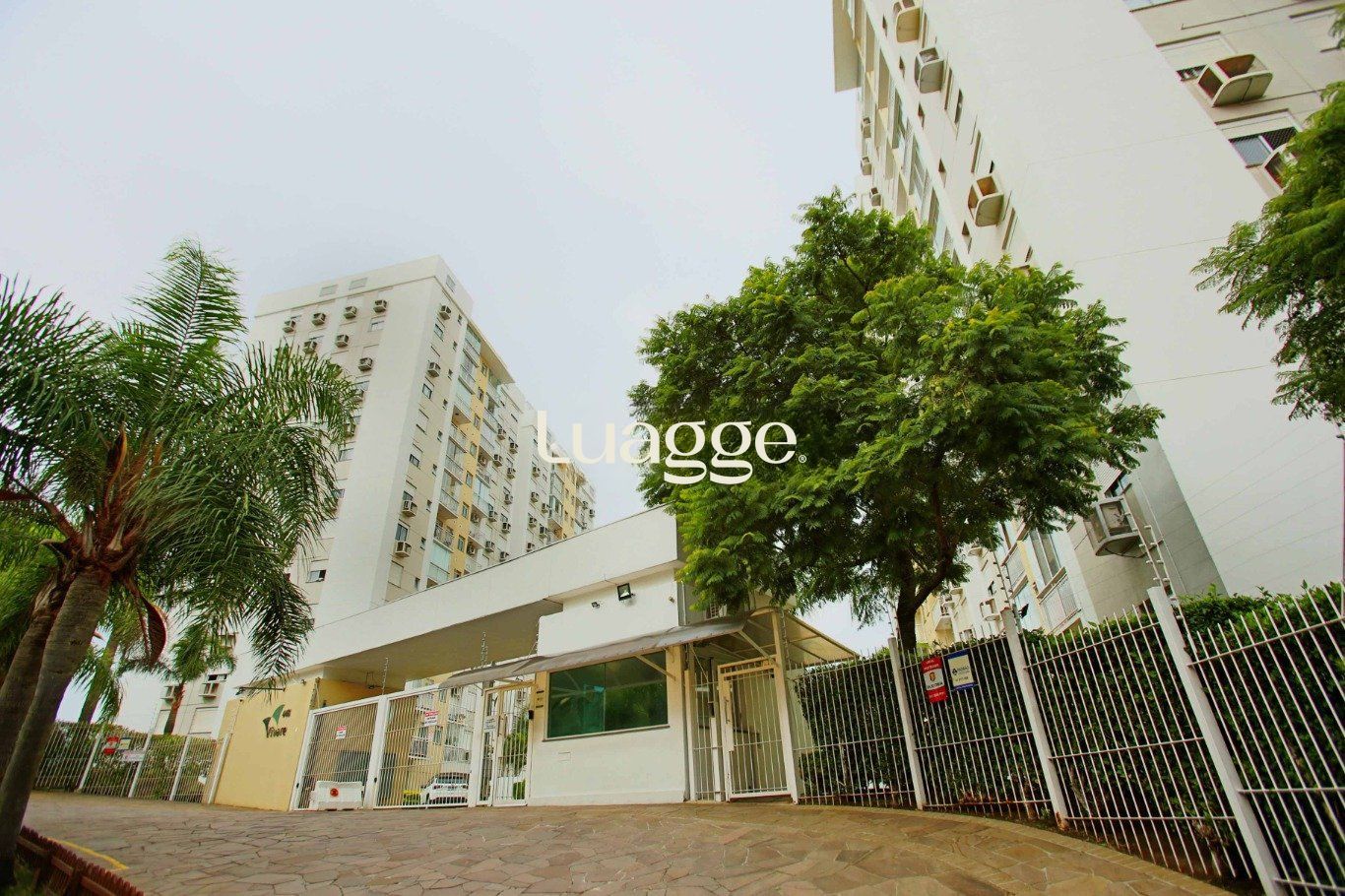 Apartamento à venda com 2 quartos, 64m² - Foto 33