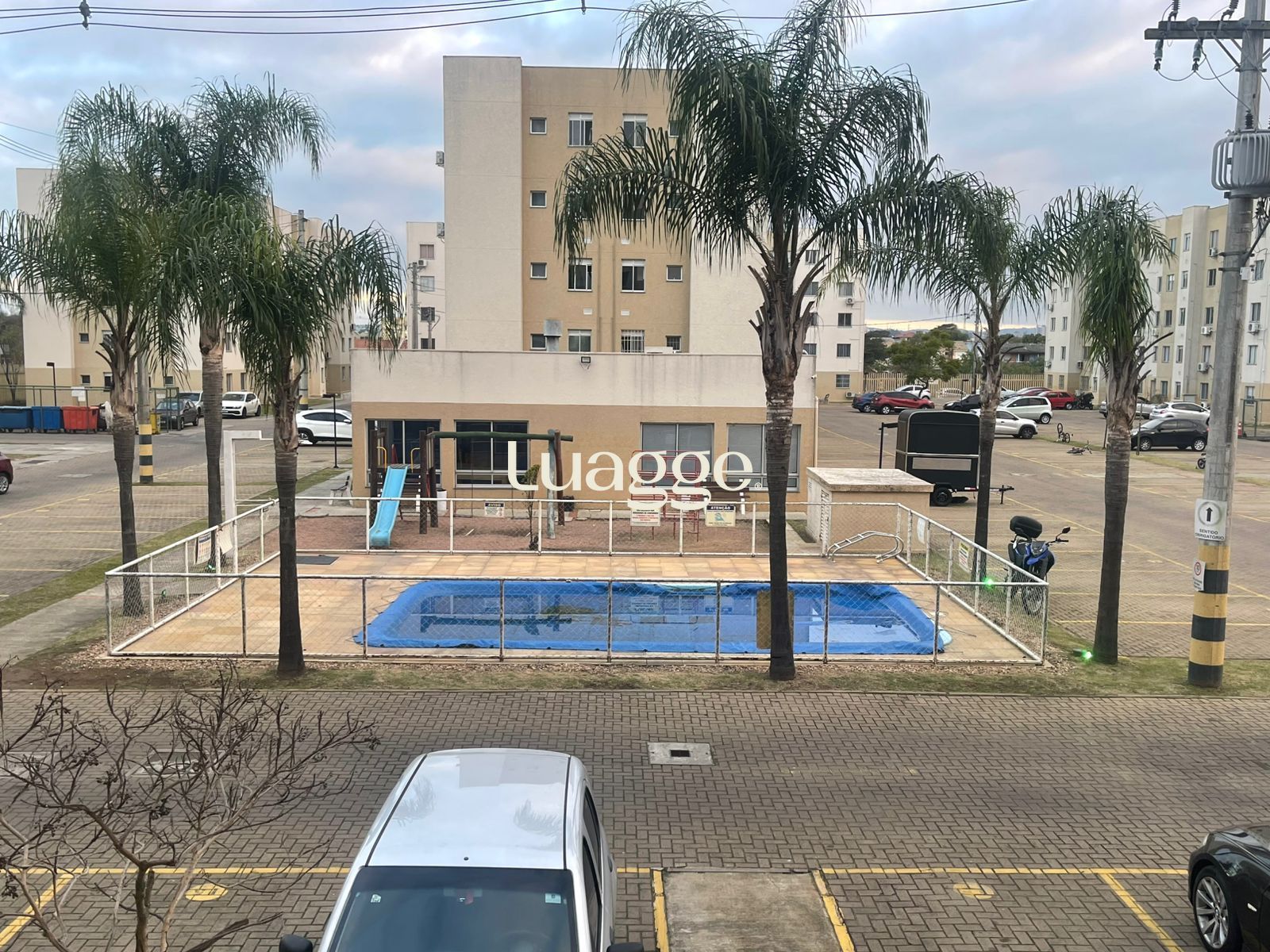 Apartamento à venda com 2 quartos, 46m² - Foto 2