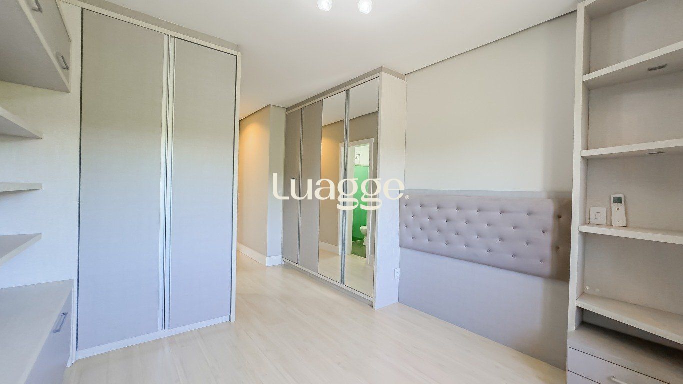 Casa de Condomínio à venda com 3 quartos, 236m² - Foto 30