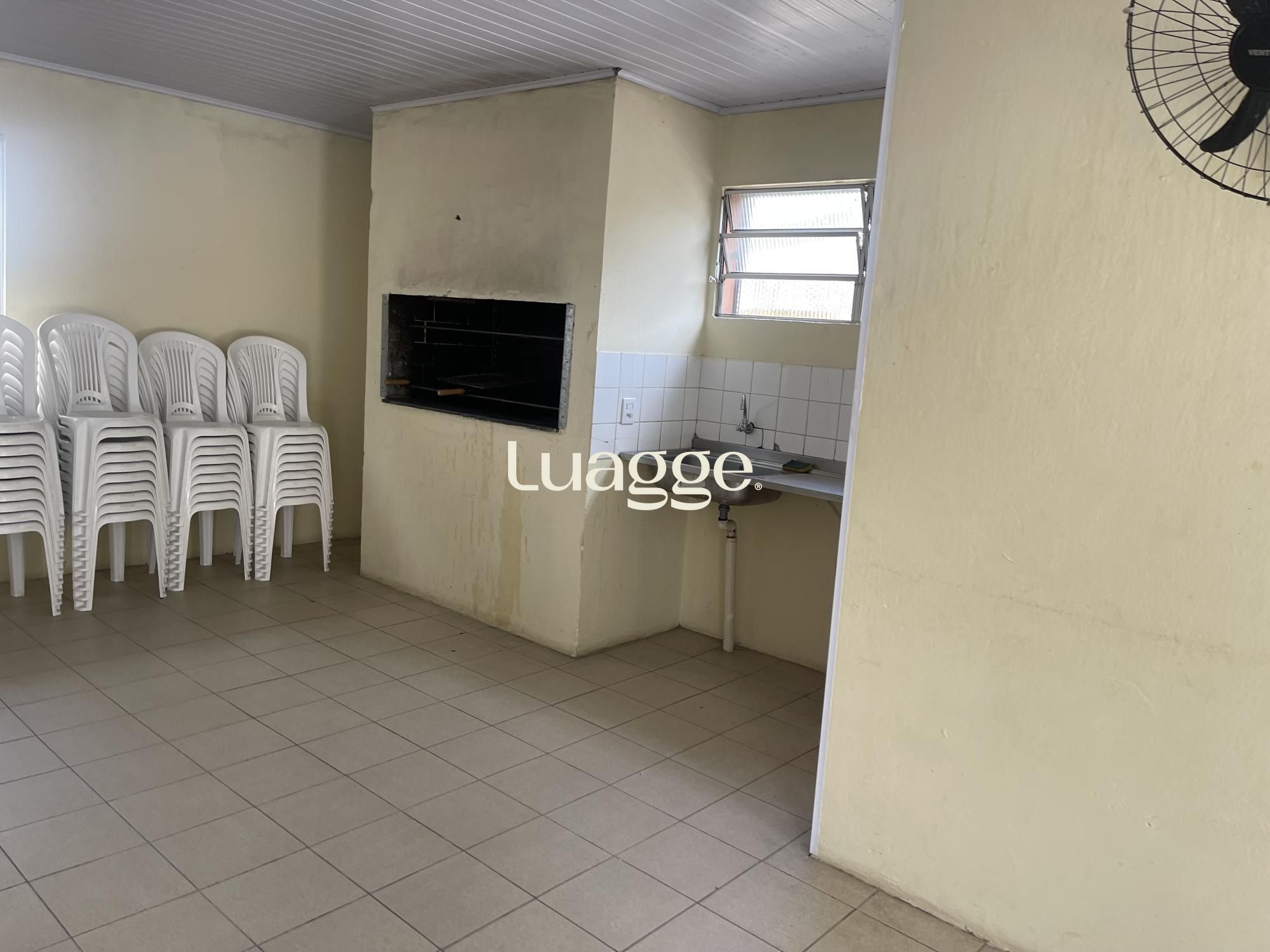 Apartamento à venda com 2 quartos, 40m² - Foto 32