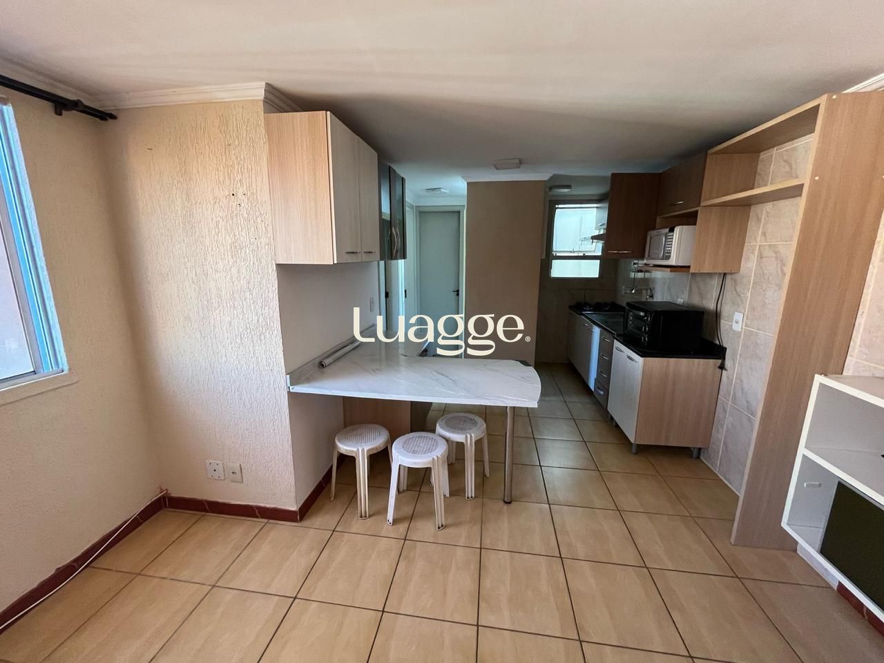 Apartamento Mobiliado 2 Dormitórios no Condomínio Flamboyant Mato Grande, Canoas