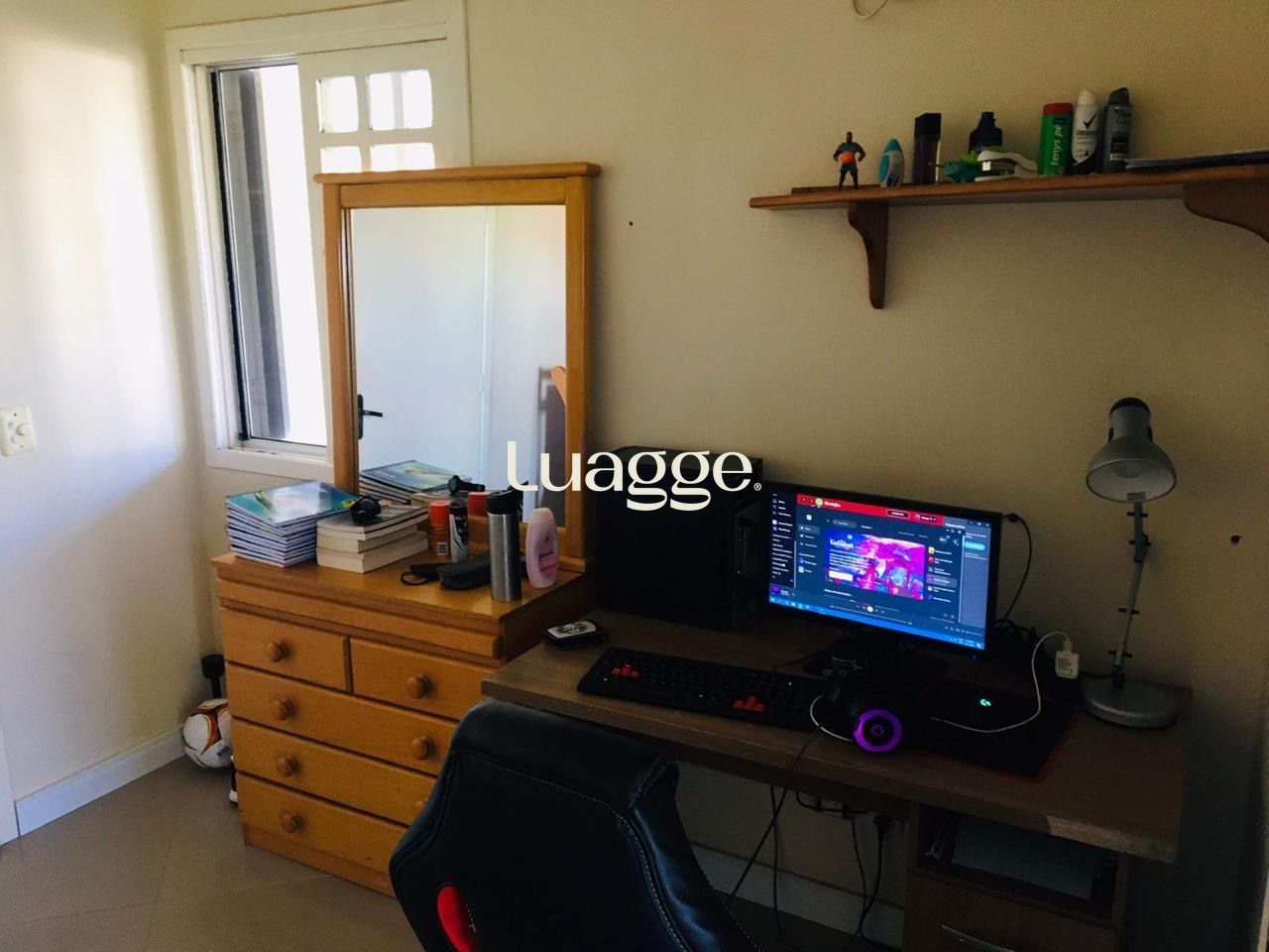 Casa à venda com 3 quartos, 316m² - Foto 6
