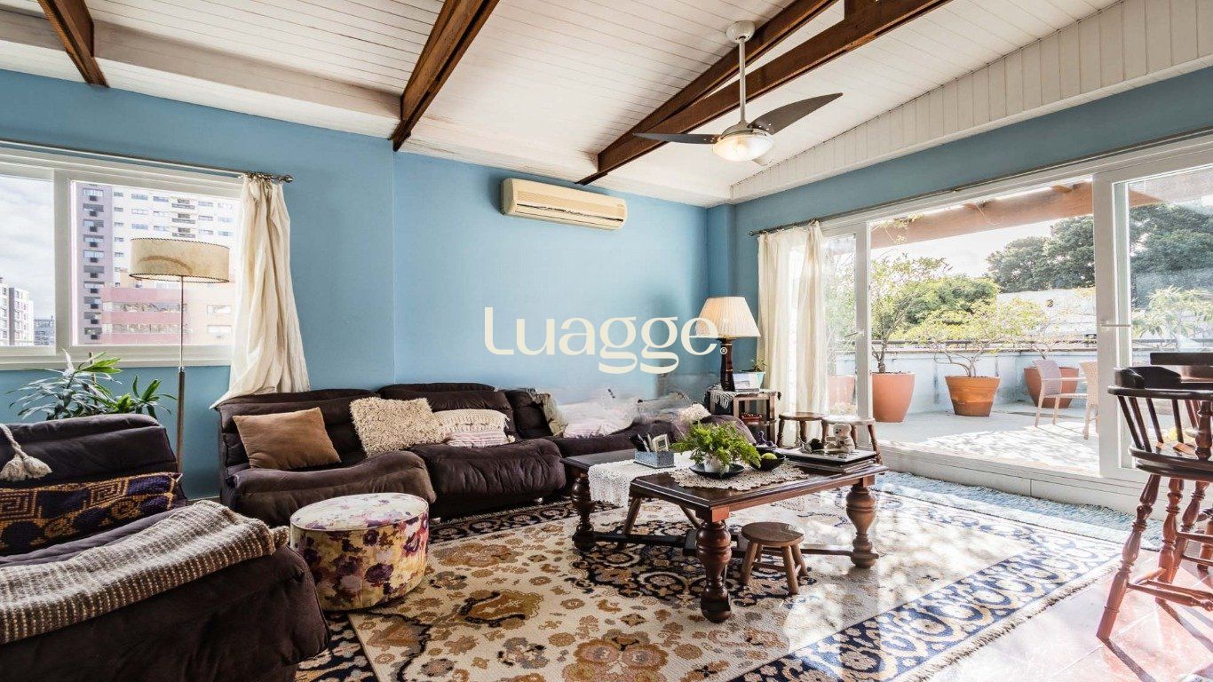 Cobertura à venda com 2 quartos, 230m² - Foto 1