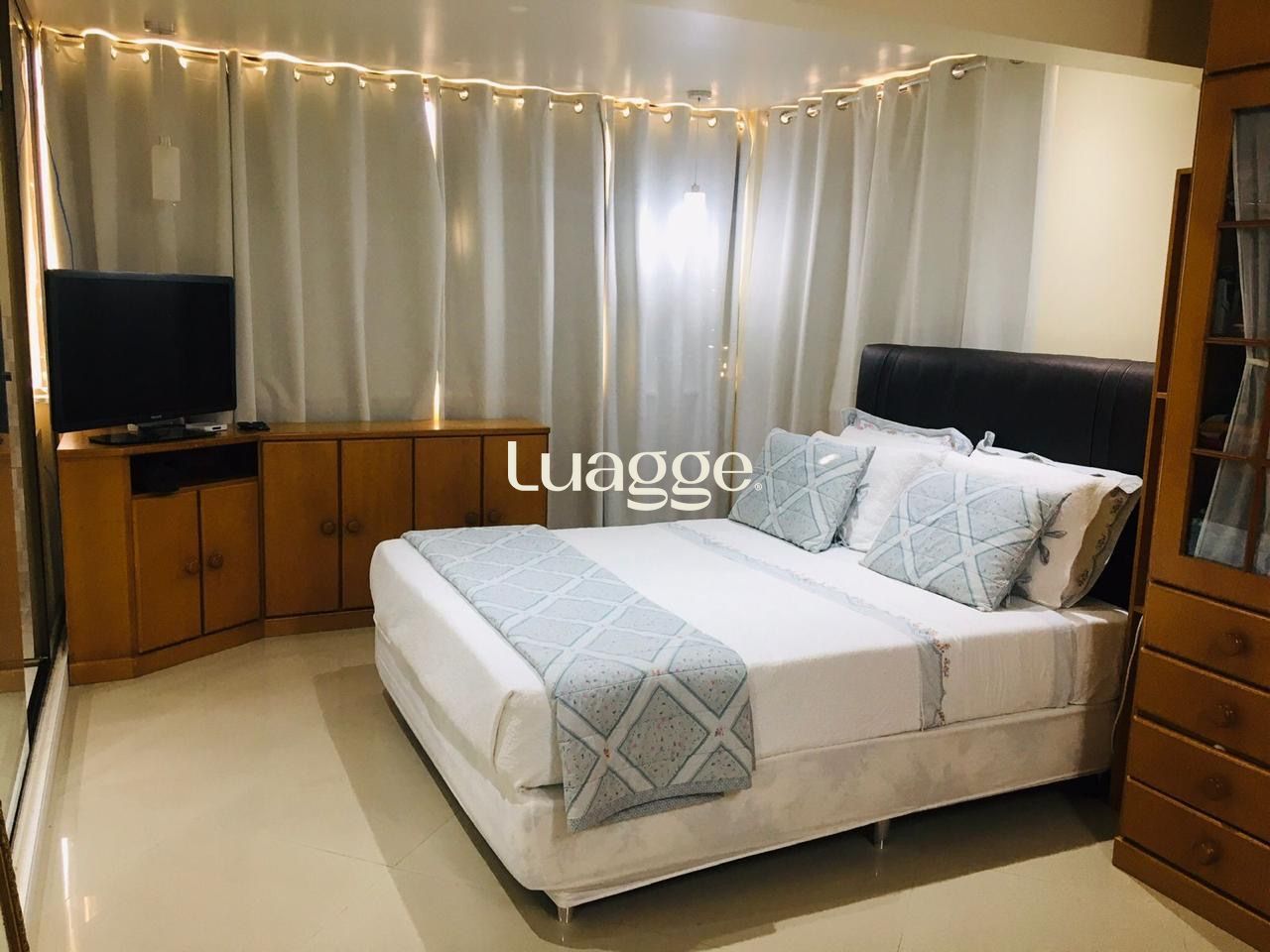 Casa à venda com 3 quartos, 316m² - Foto 7