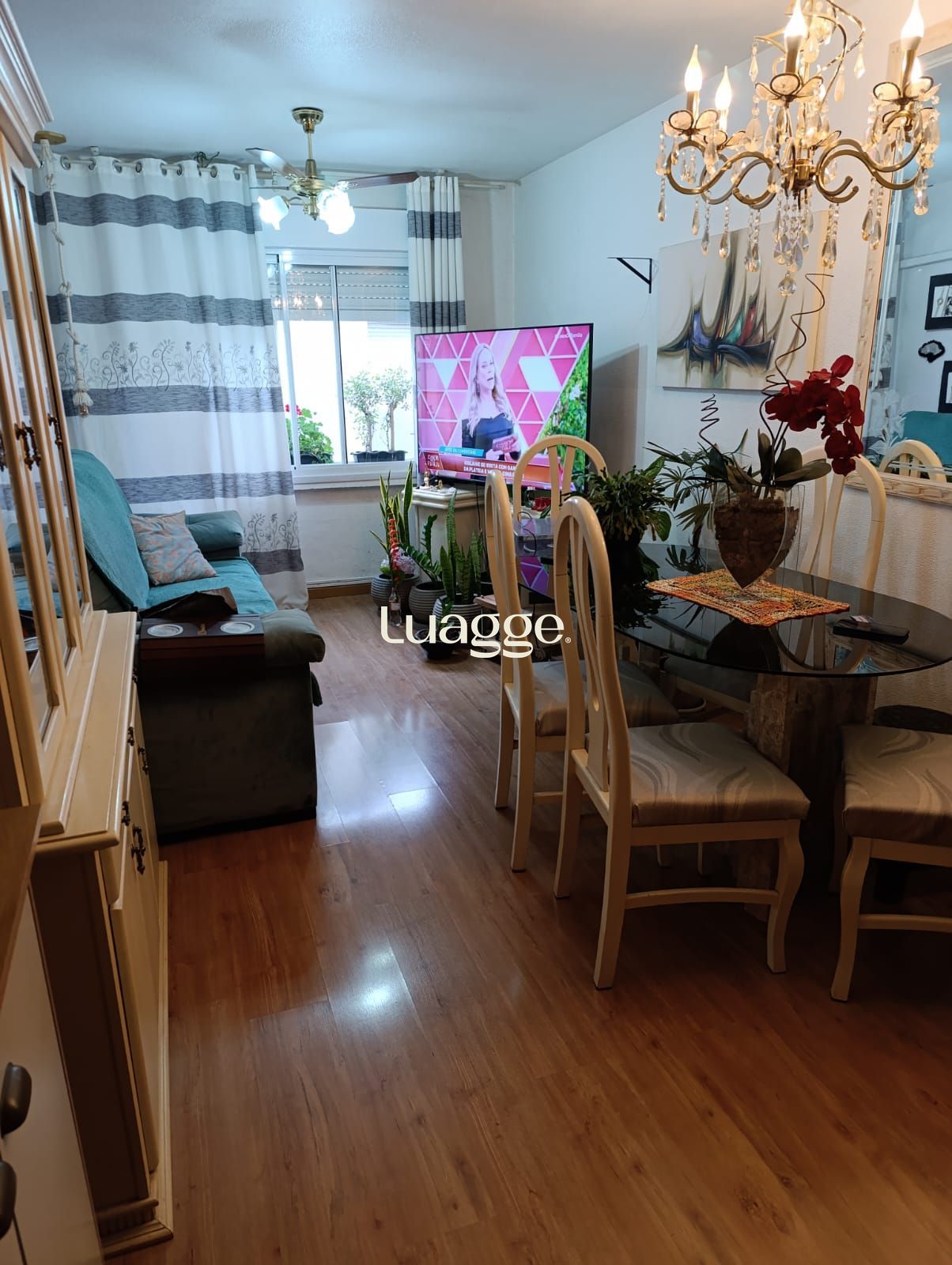 Apartamento de 1 dormitório, 1 vaga no bairro Sarandi