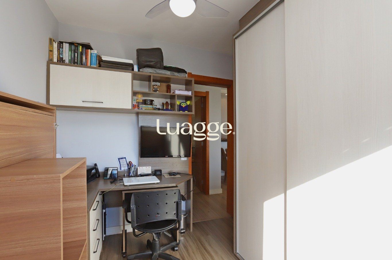 Apartamento à venda com 2 quartos, 64m² - Foto 19