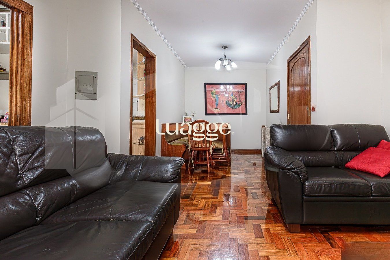 Apartamento à venda com 3 quartos, 98m² - Foto 2