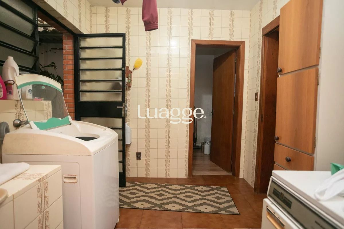 Casa à venda com 4 quartos, 281m² - Foto 38