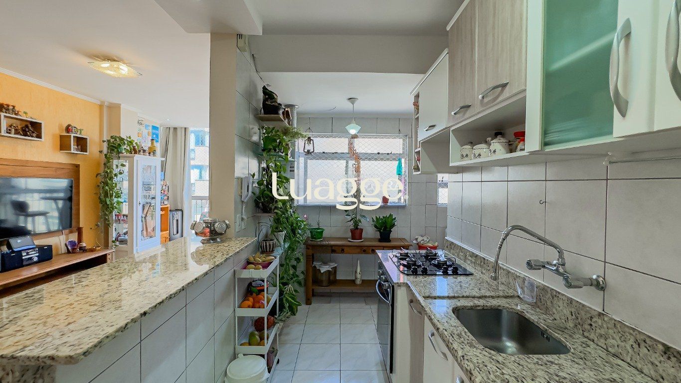 Apartamento à venda com 3 quartos, 75m² - Foto 13