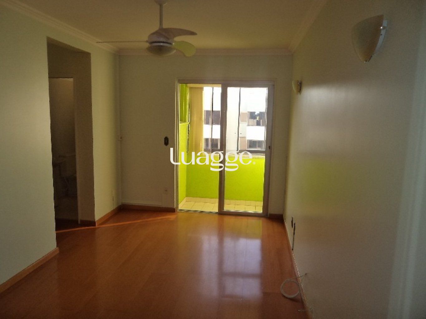 Apartamento à venda com 2 quartos, 54m² - Foto 2