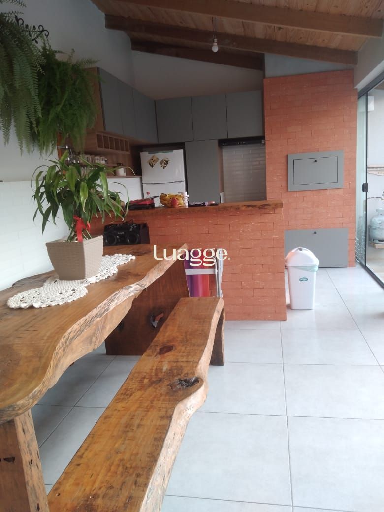 Casa à venda com 3 quartos, 63m² - Foto 22