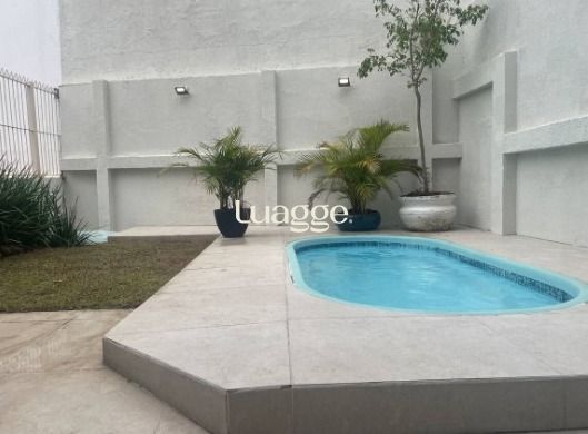 Casa à venda com 3 quartos, 286m² - Foto 21