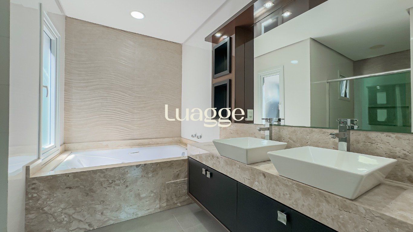 Casa de Condomínio à venda com 3 quartos, 236m² - Foto 35