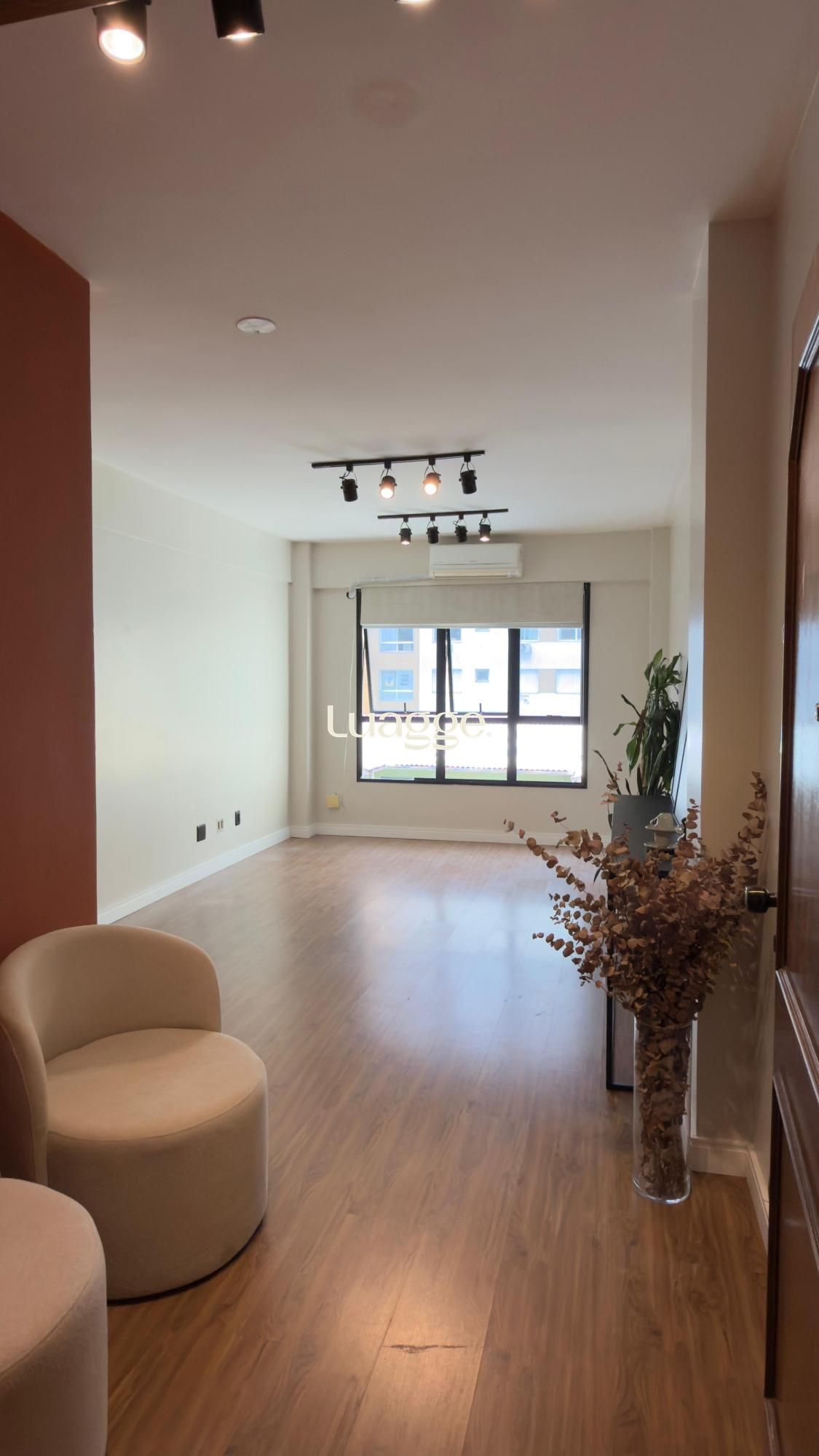 Sala comercial 27m2 Condomínio SPERB na Rua Silva Jardim Auxiliadora Porto Alegre