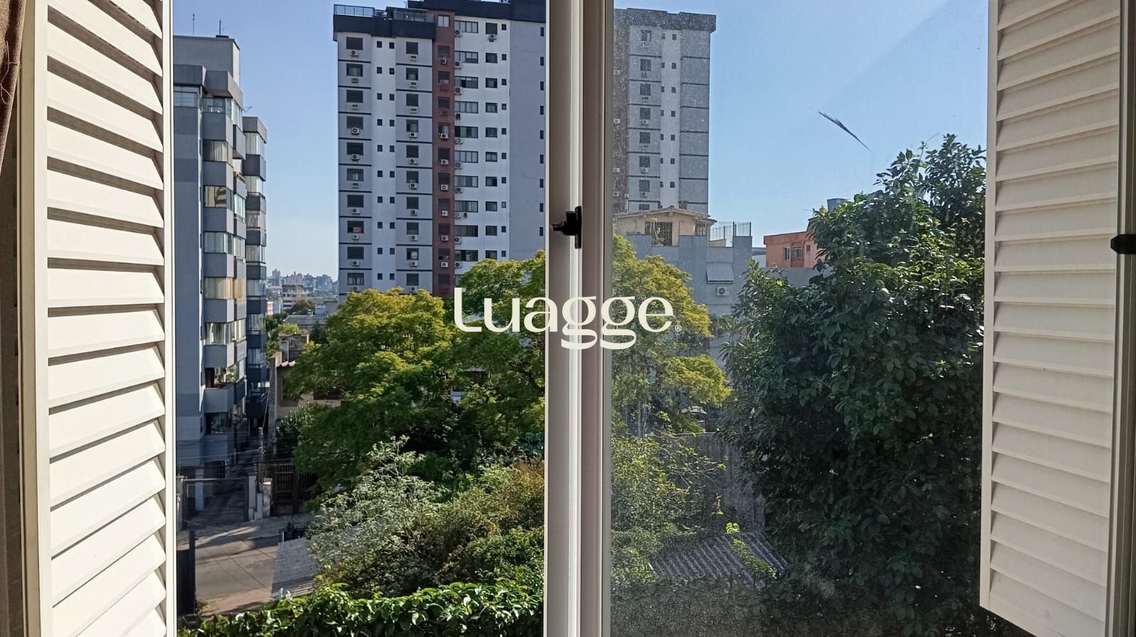 Apartamento à venda com 3 quartos, 107m² - Foto 6