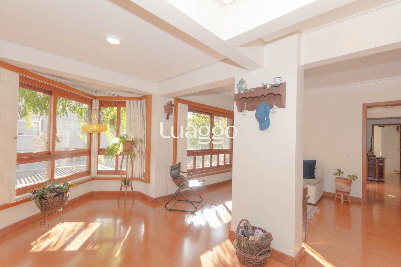 Apartamento à venda com 3 quartos, 127m² - Foto 1