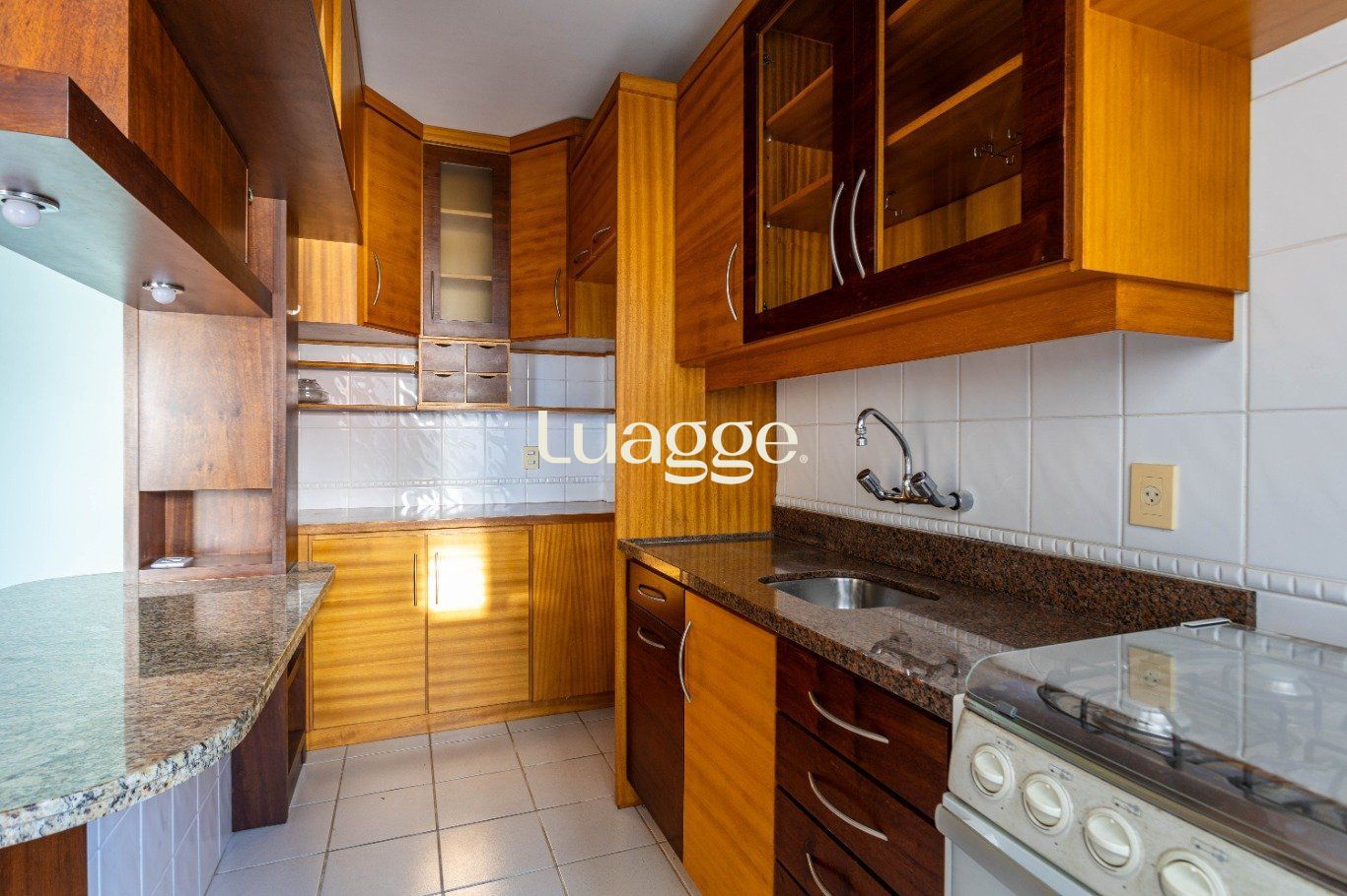 Apartamento à venda com 3 quartos, 87m² - Foto 8