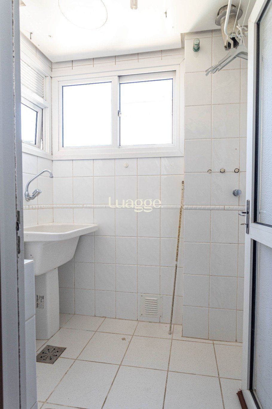 Apartamento à venda com 3 quartos, 87m² - Foto 11