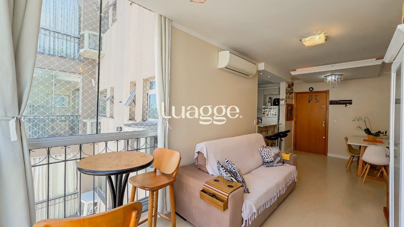 Apartamento à venda com 3 quartos, 75m² - Foto 3