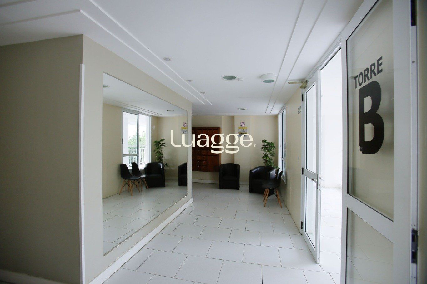 Apartamento à venda com 2 quartos, 60m² - Foto 26