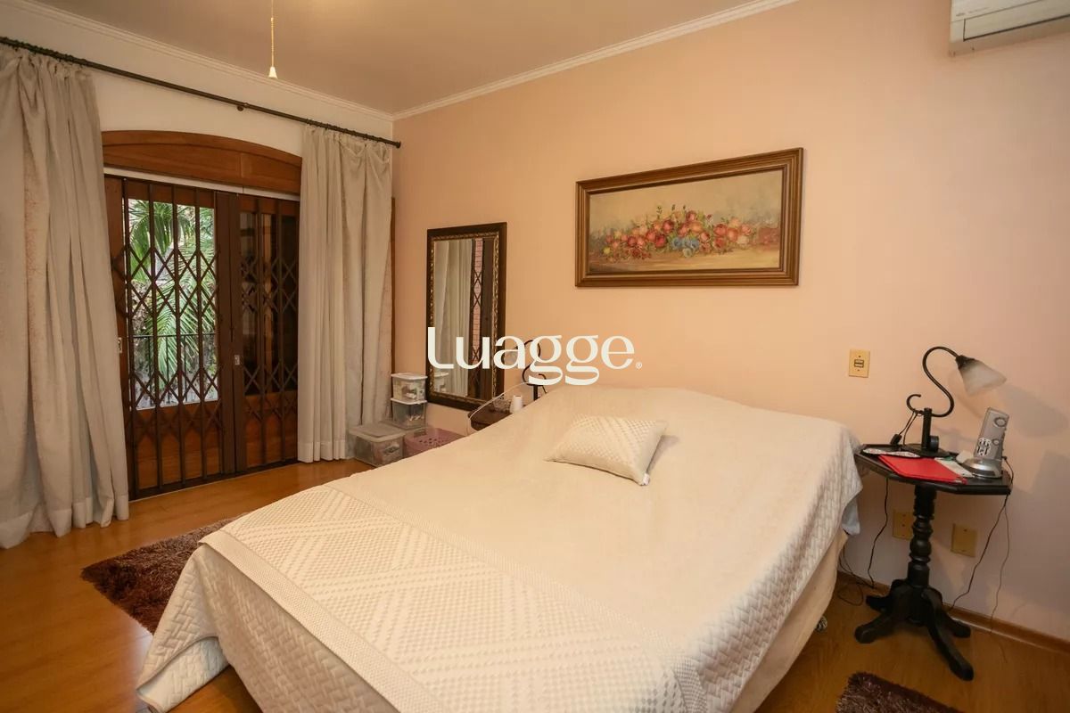 Casa à venda com 4 quartos, 281m² - Foto 24