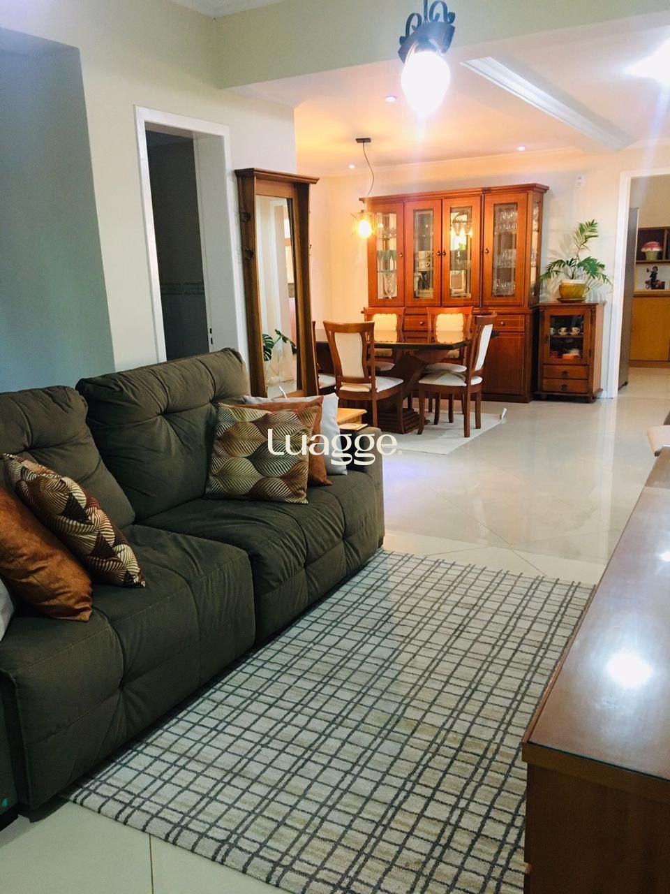 Casa à venda com 3 quartos, 316m² - Foto 11