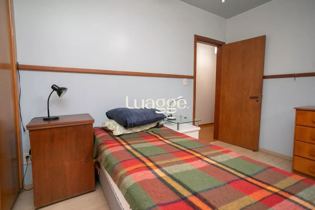 Casa à venda com 4 quartos, 281m² - Foto 21