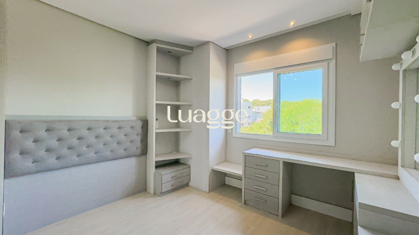 Casa de Condomínio à venda com 3 quartos, 236m² - Foto 29