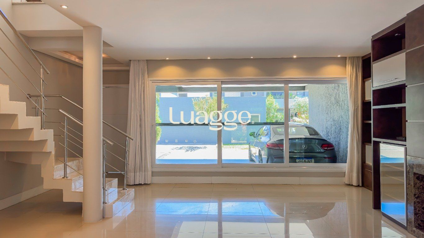 Casa de Condomínio à venda com 3 quartos, 236m² - Foto 6