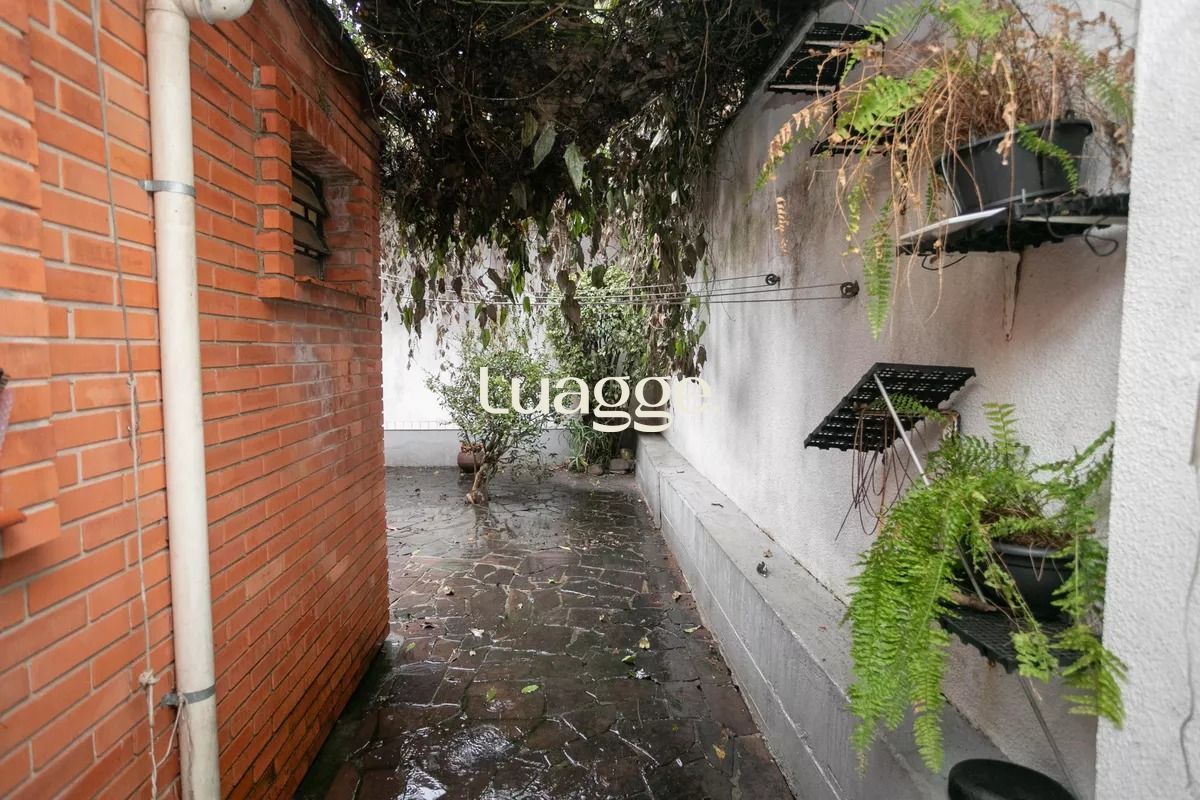 Casa à venda com 4 quartos, 281m² - Foto 50