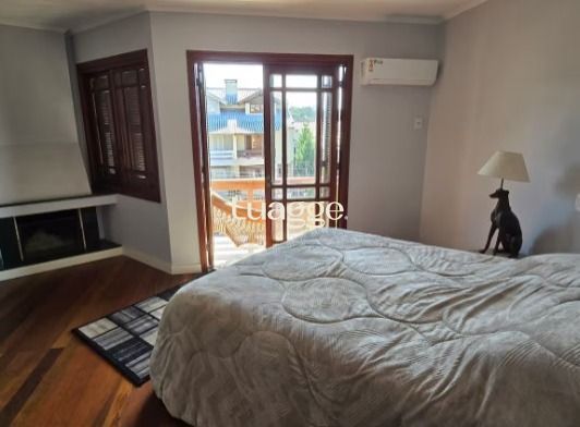 Casa à venda com 3 quartos, 286m² - Foto 16