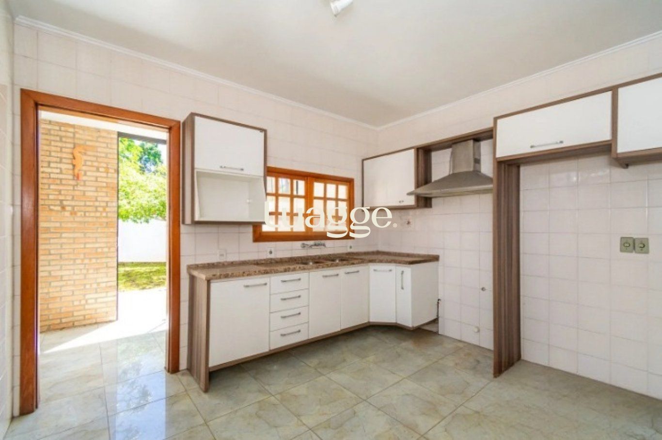 Casa à venda com 3 quartos, 236m² - Foto 20