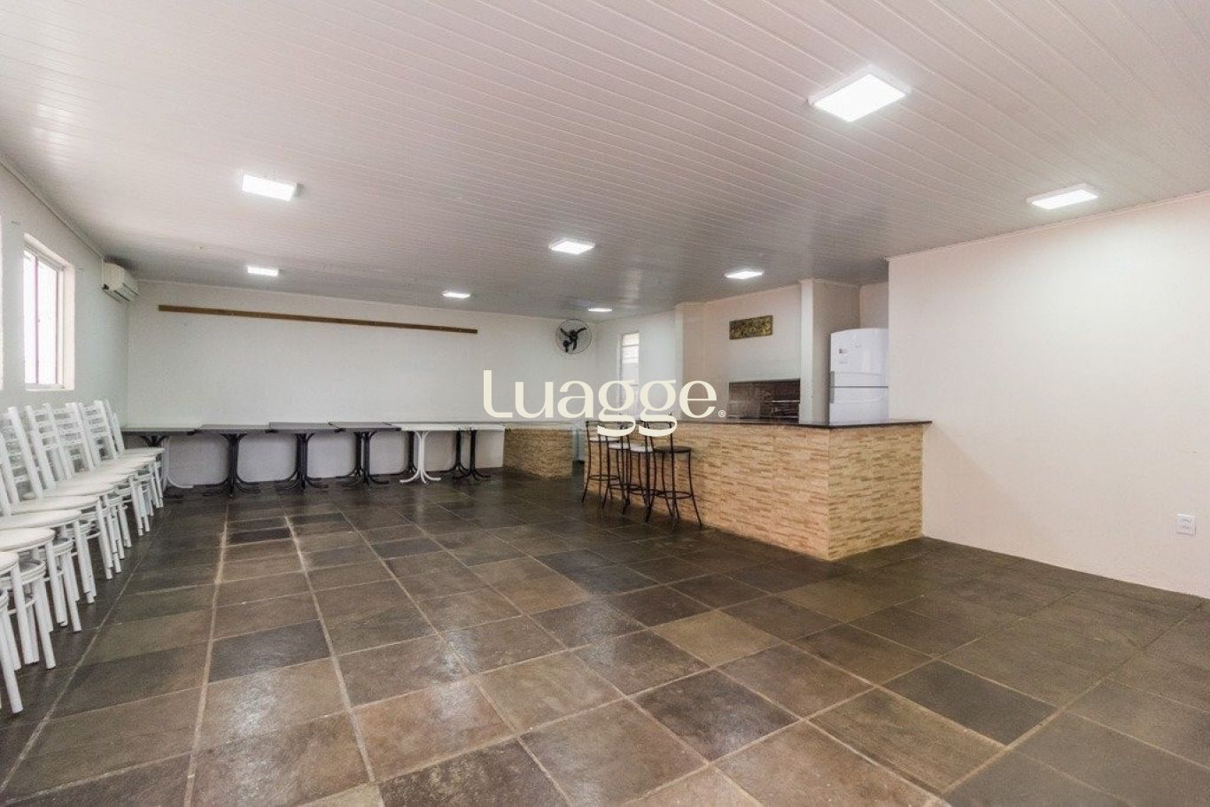 Apartamento à venda com 2 quartos, 59m² - Foto 22