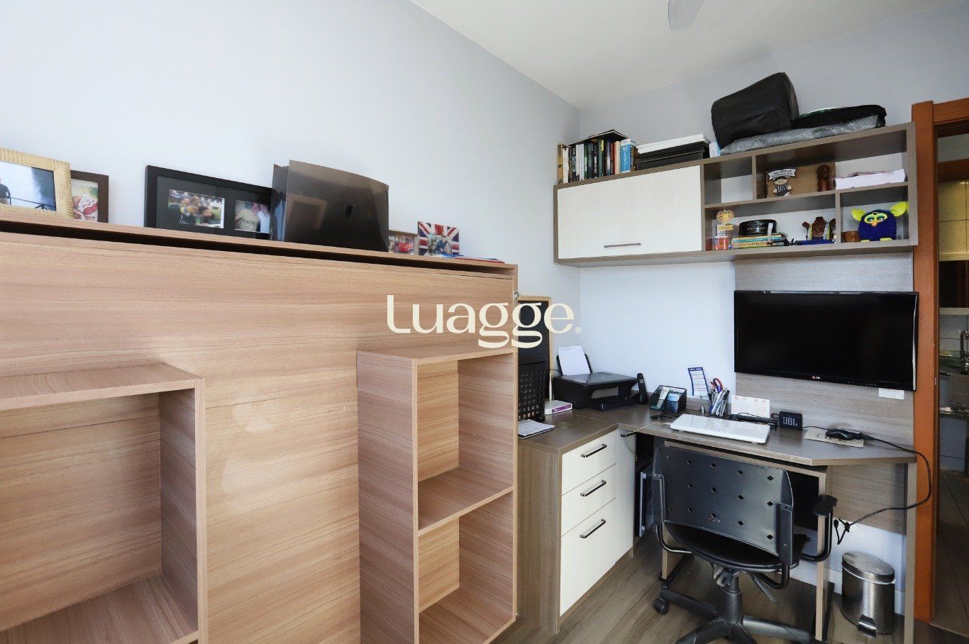 Apartamento à venda com 2 quartos, 64m² - Foto 20
