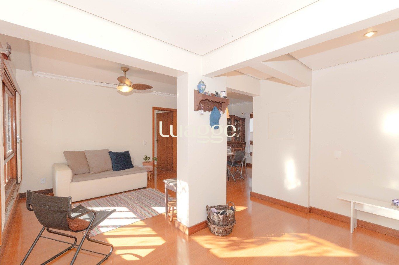 Apartamento à venda com 3 quartos, 127m² - Foto 2