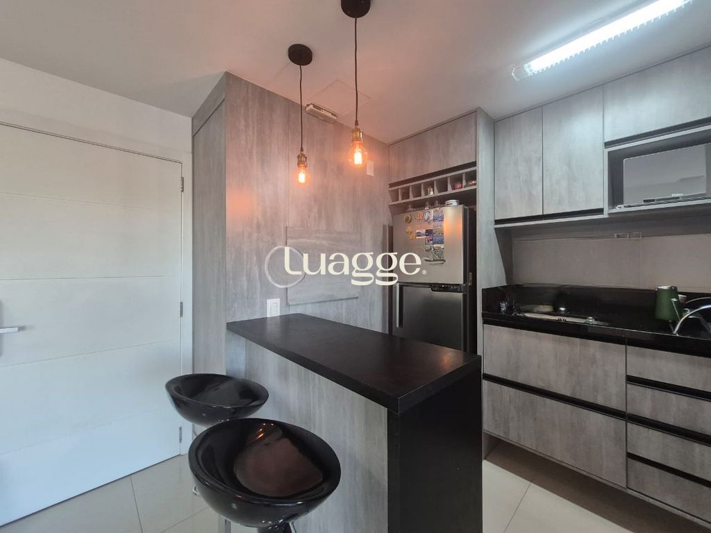 Apartamento à venda com 2 quartos, 67m² - Foto 6