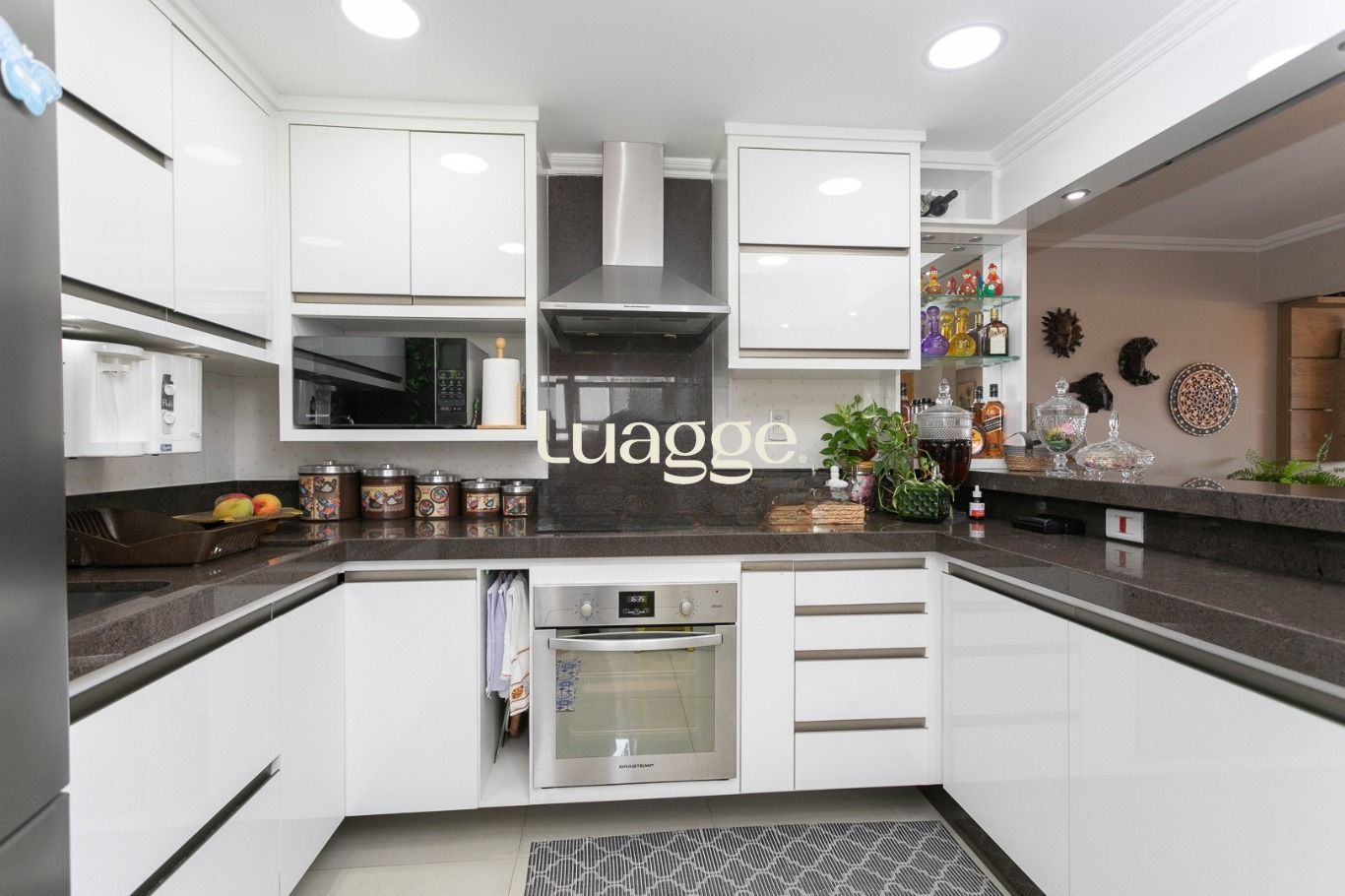 Apartamento à venda com 2 quartos, 83m² - Foto 11