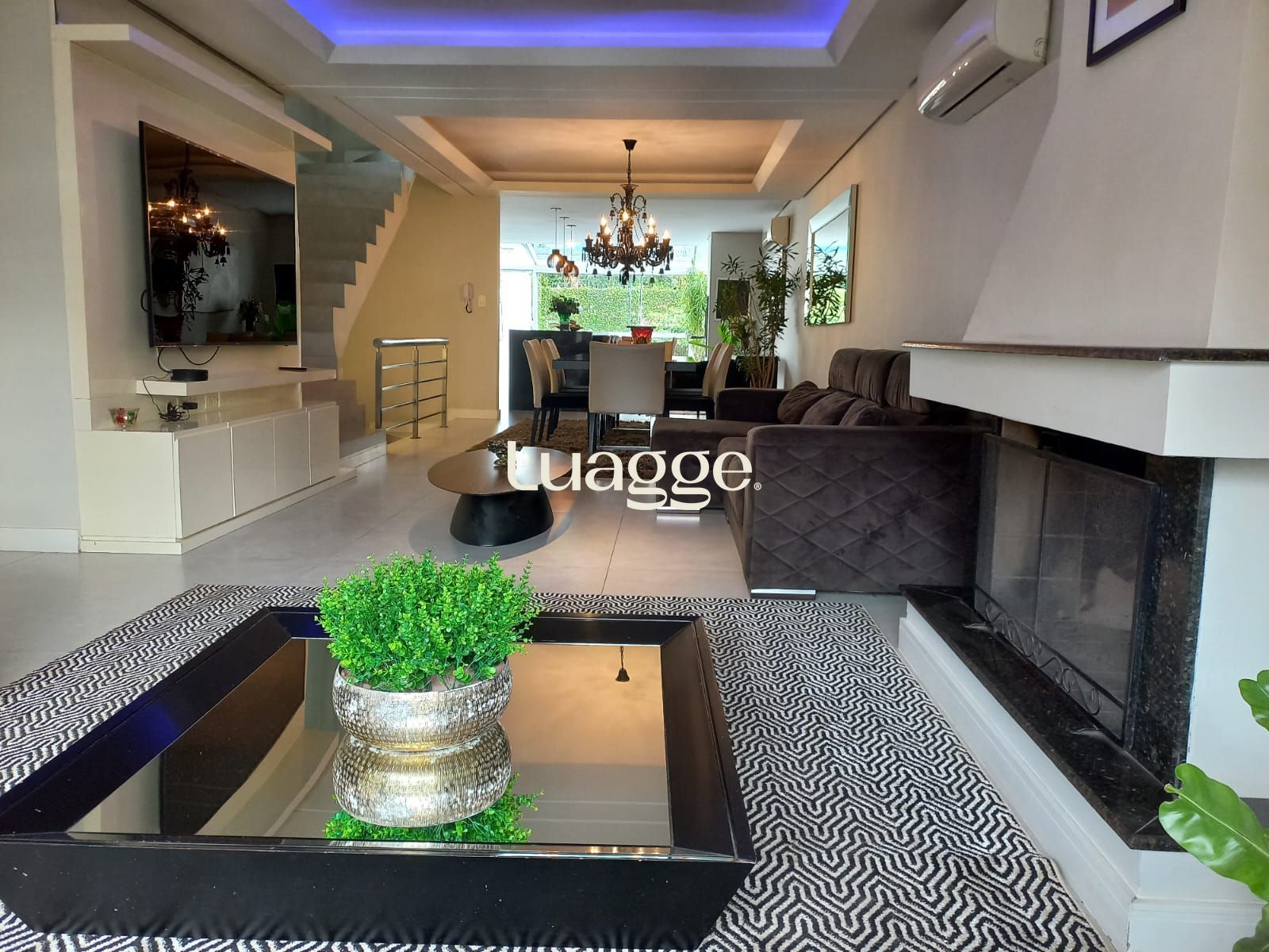 Casa à venda com 4 quartos, 362m² - Foto 2