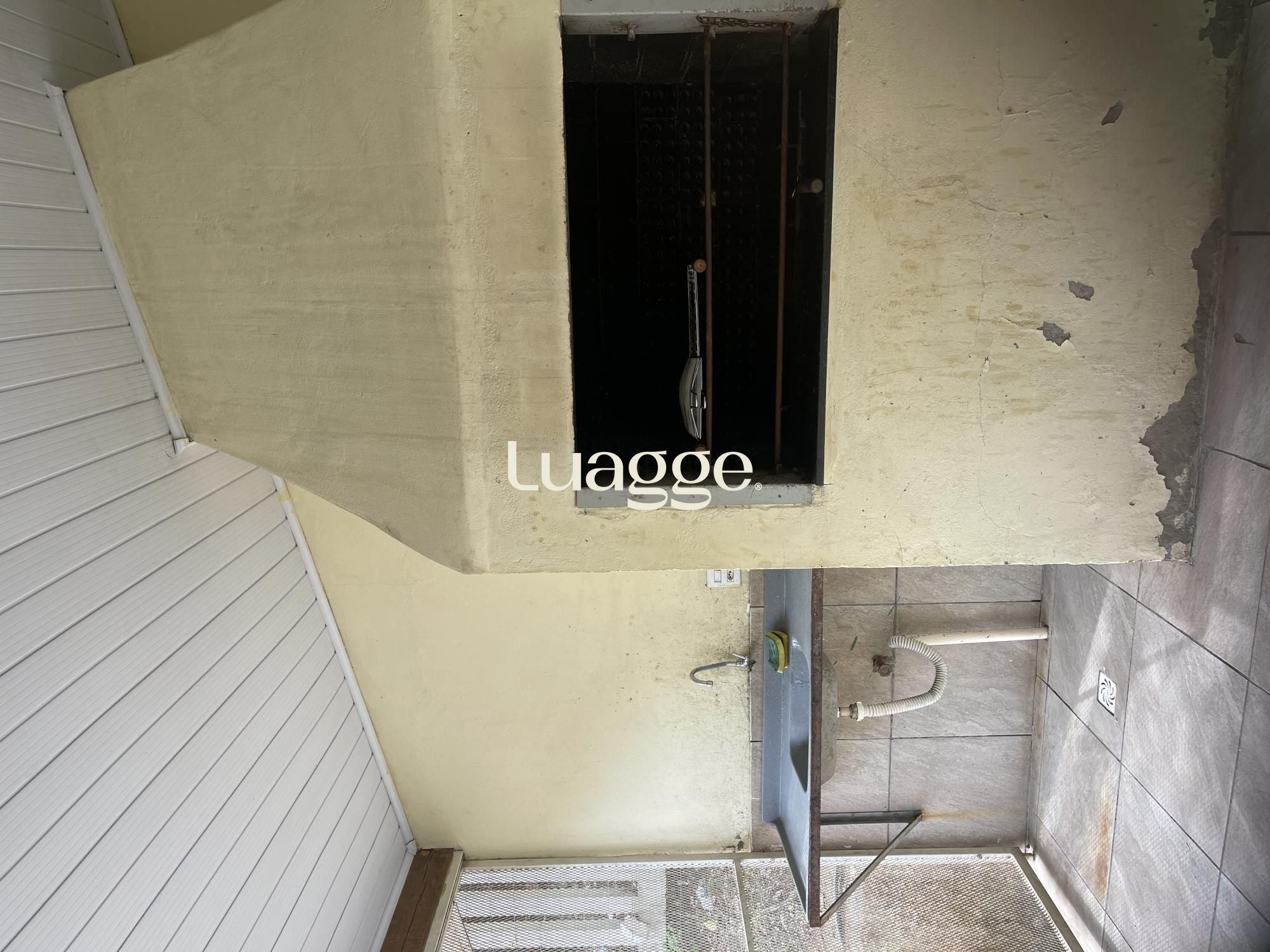 Apartamento à venda com 2 quartos, 40m² - Foto 31