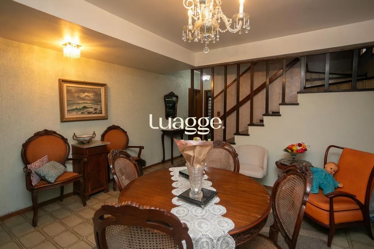 Casa à venda com 4 quartos, 281m² - Foto 10