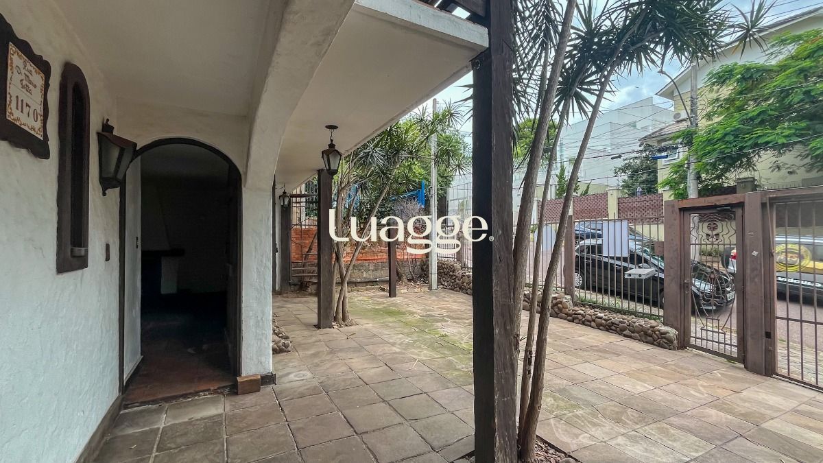 Casa à venda com 5 quartos, 389m² - Foto 3