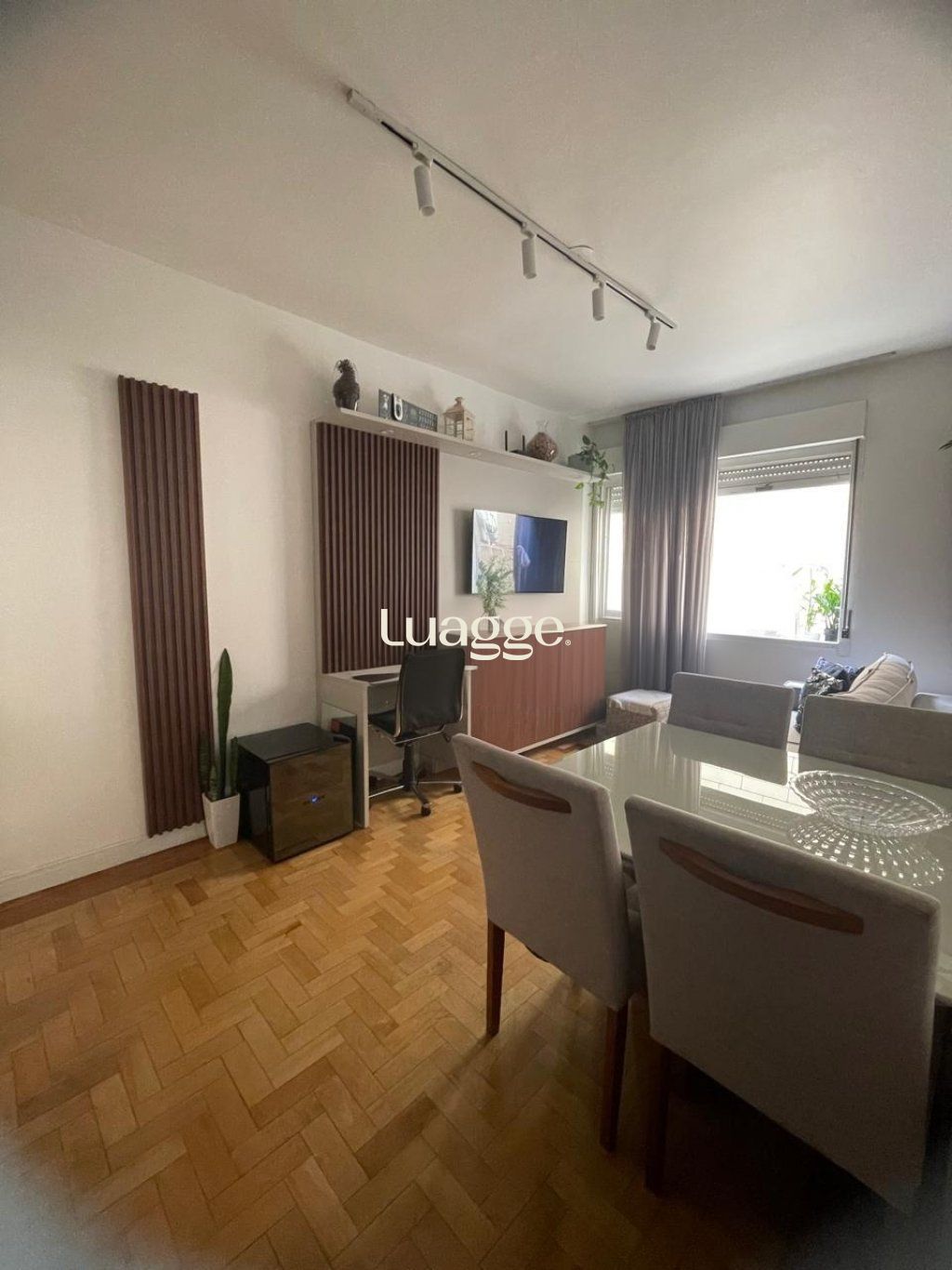 Apartamento à venda com 2 quartos, 60m² - Foto 1