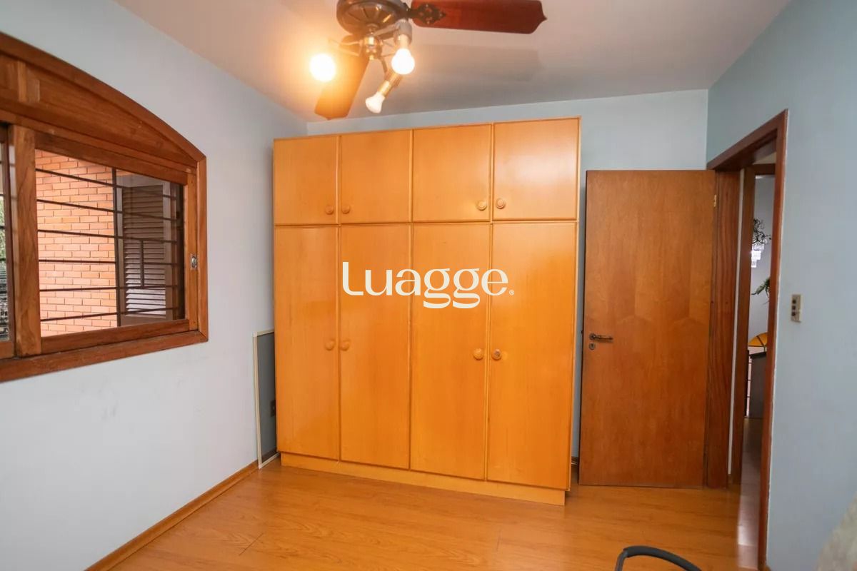 Casa à venda com 4 quartos, 281m² - Foto 14