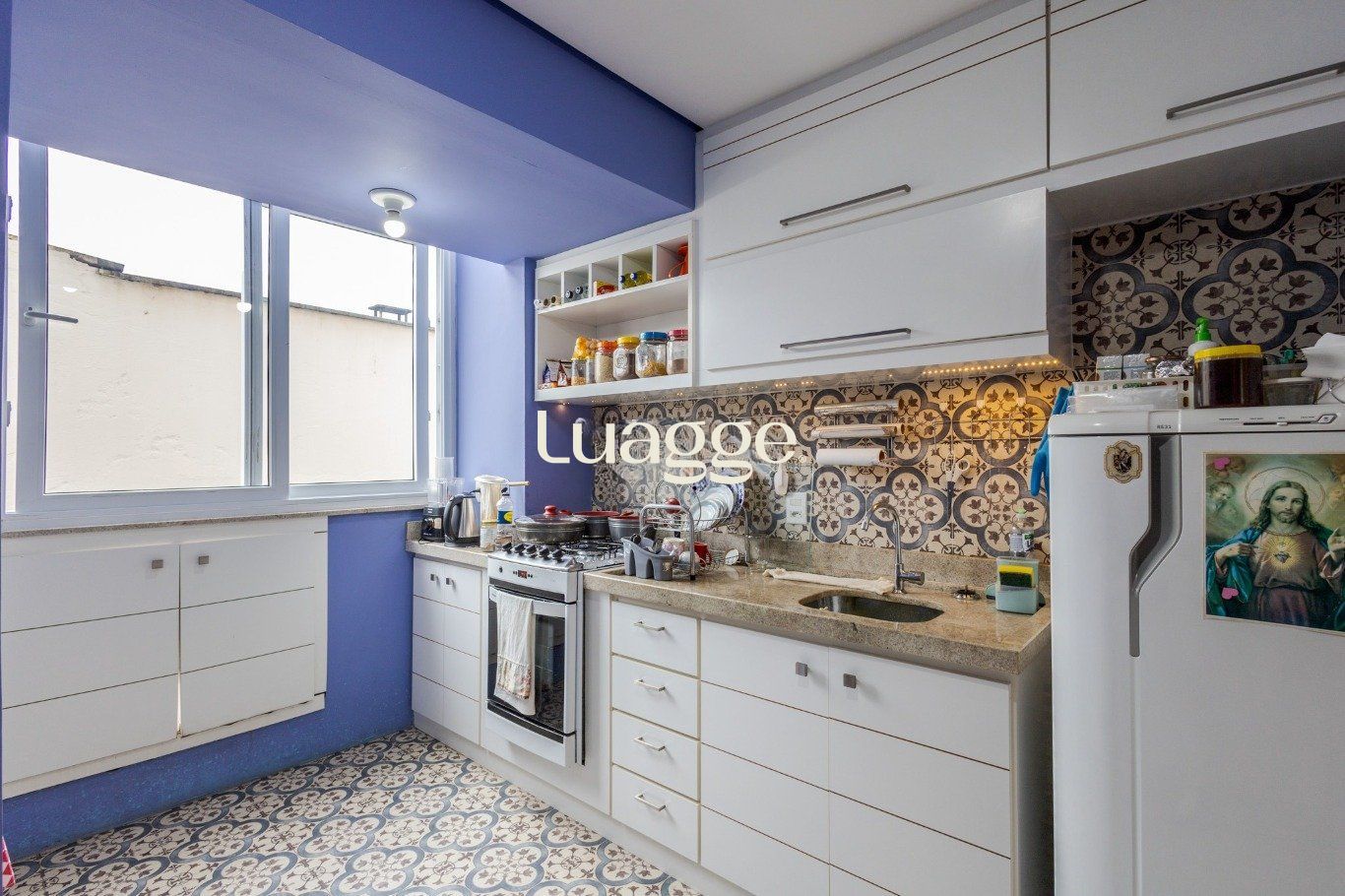 Apartamento à venda com 2 quartos, 70m² - Foto 5