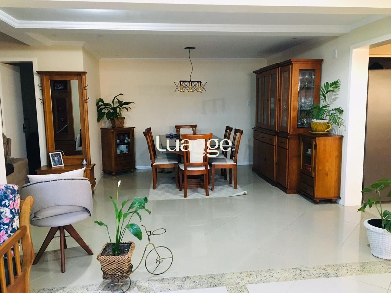 Casa à venda com 3 quartos, 316m² - Foto 21