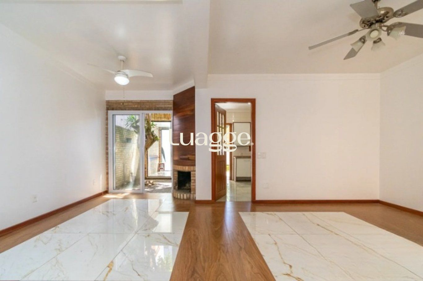Casa à venda com 3 quartos, 236m² - Foto 4